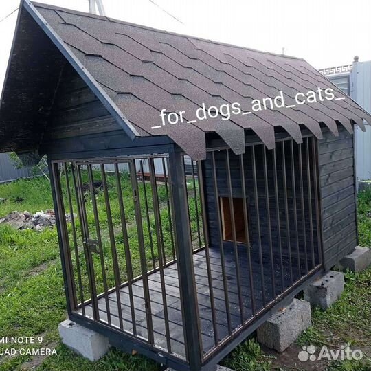 Будка-вольер. Будка для собаки. Вольер