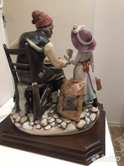 Статуэтка продавец каштанов Италия