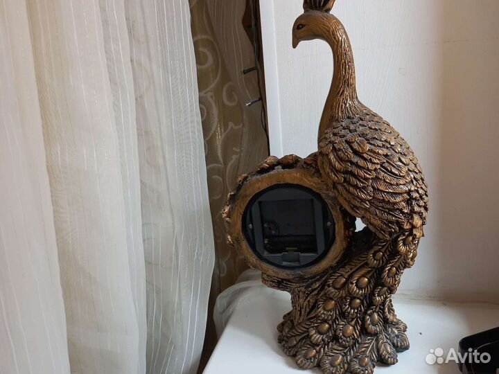 Часы сувенир статуэтка 37 см на батарейках