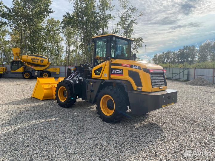 Фронтальный погрузчик BIZON 934, 2023