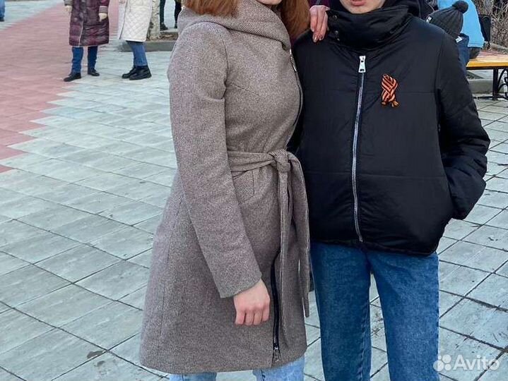 Пальто женское 42 44