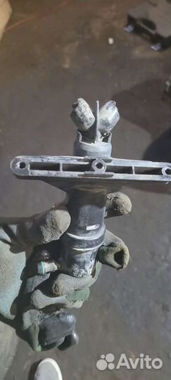 Форсунка омывателя фары bmw e60