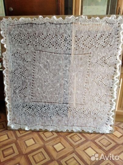 Шали, платки, шарфы, шапки