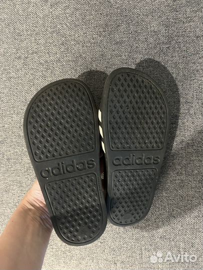 Шлепанцы Adidas оригинал