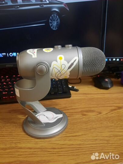 Микрофон blue yeti