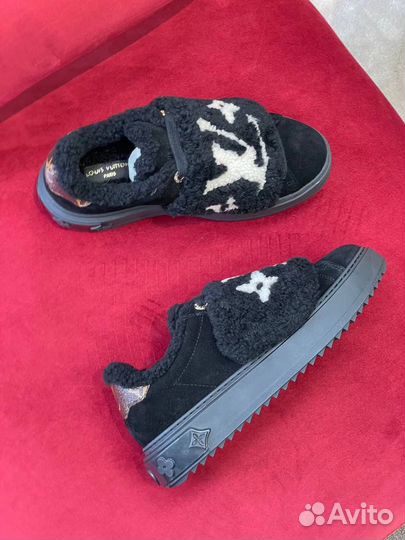 Кроссовки женские на меху Louis Vuitton