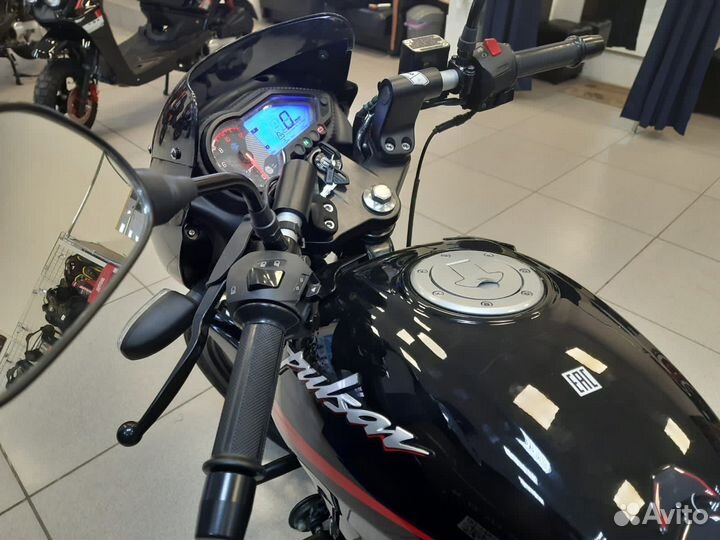 Мотоцикл Bajaj Pulsar 180 Глянцевый