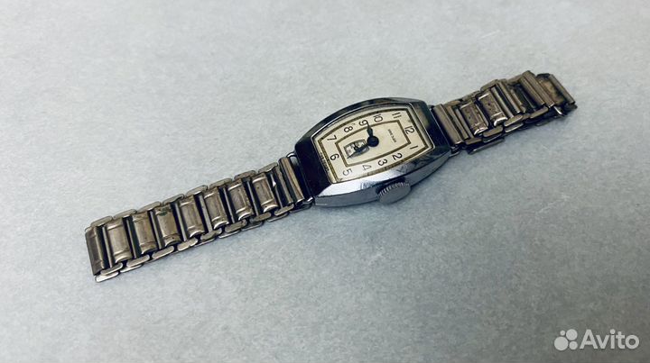 Часы наручные женские Звезда гчз Пенза СССР