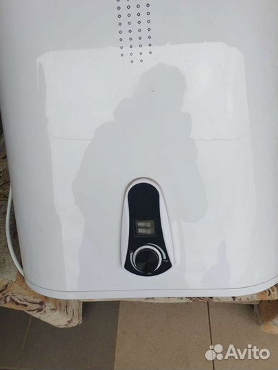 Водонагреватель электрический 80л