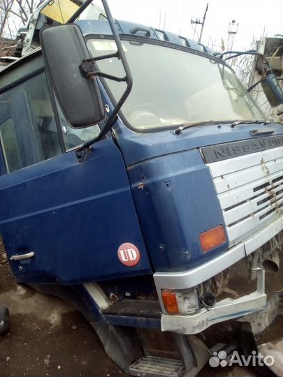 Кабина на Ниcсан Дизель 90.Г, Nissan