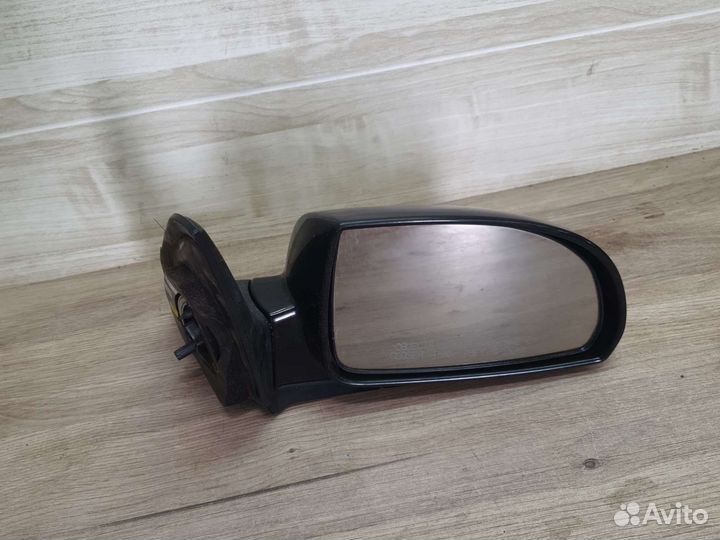 Зеркало правое kia rio 1 98-2005