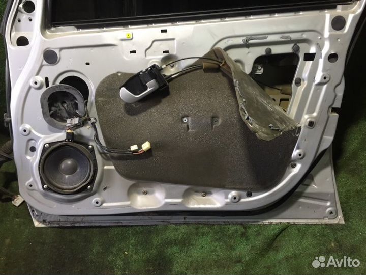 Дверь передняя правая Mitsubishi Galant 9 DJ