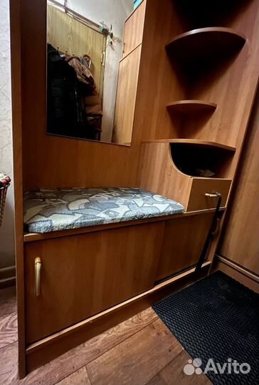 Шкаф в прихожую