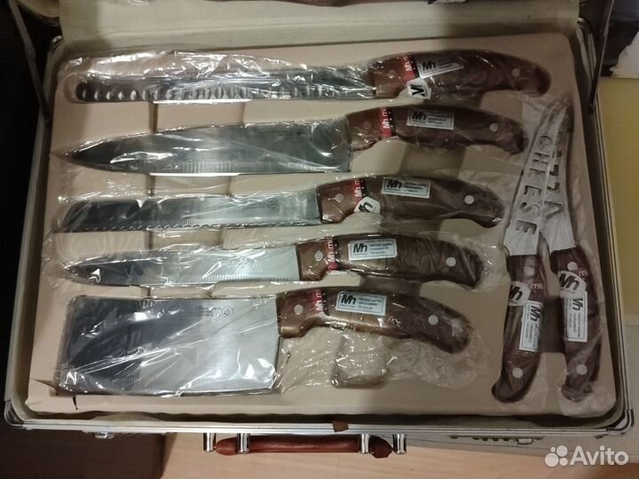 Набор для кухни и пикника в кейсе 25 предметов