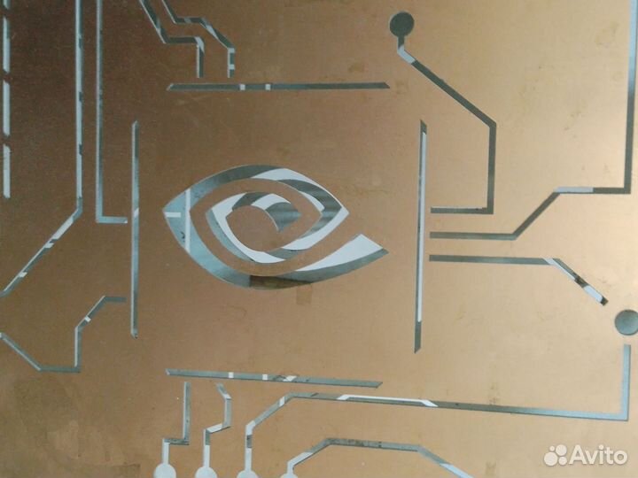 Компьютерный корпус из металла. Эксклюзив