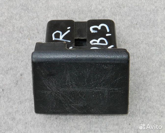 Пепельница задняя в консоль VW Passat B3