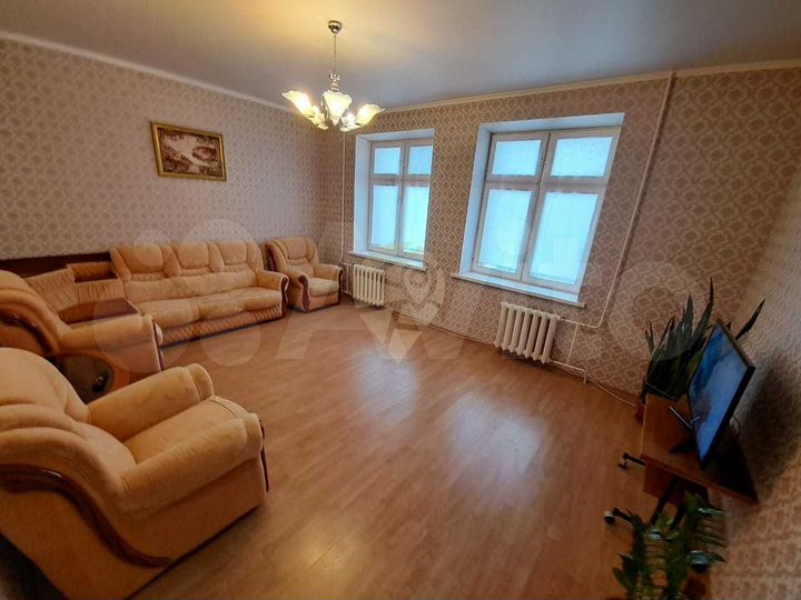 3-к. квартира, 94 м², 2/4 эт.