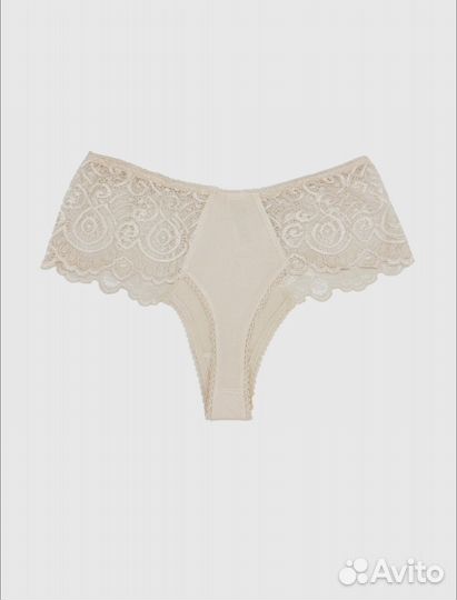 Кружевные трусики стринги