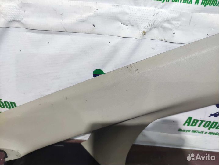 Обшивка передней правой стойки Mazda CX-7