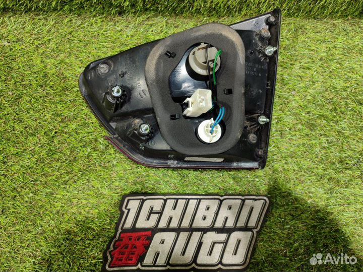 Стоп-вставка задняя левая Kia Carens RP L4NA 2013