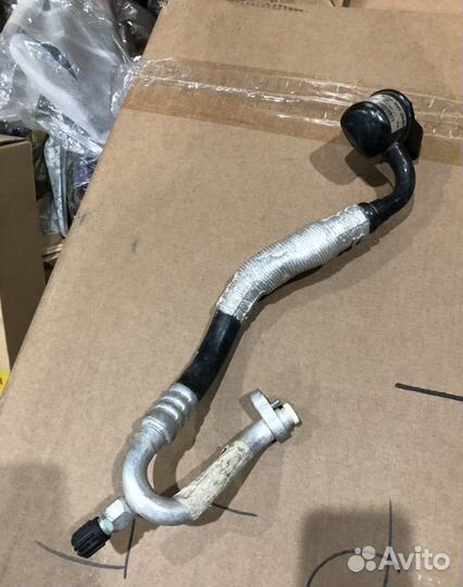 Трубка компрессора Mercedes 203 C 32 AMG Kompresso