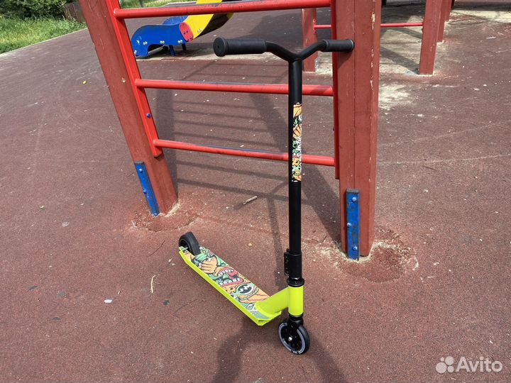 Трюковой самокат новый