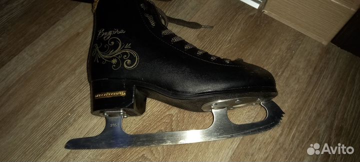 Коньки фигурные