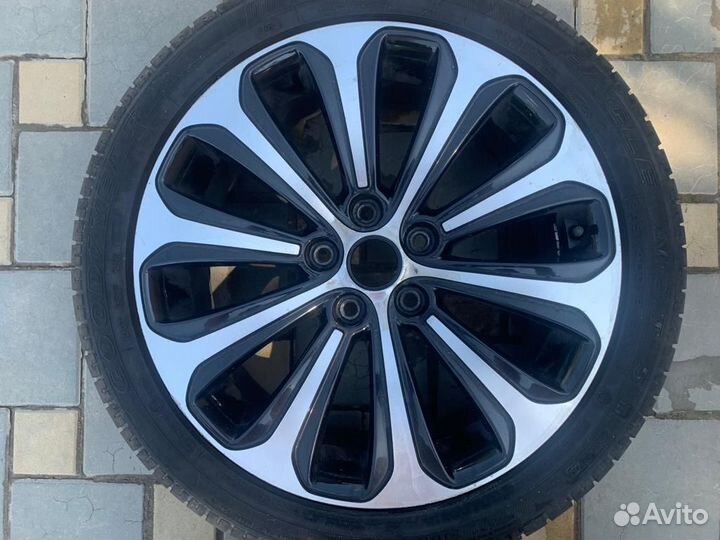 Литые диски R18 18x7,5J (5 отв.) + шины 245/40