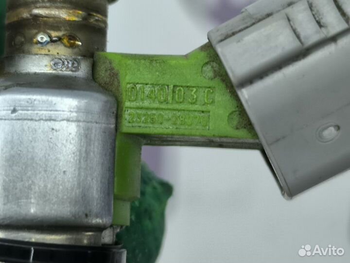 Форсунка Toyota Avensis T250 1AZ-FSE 2003-2008