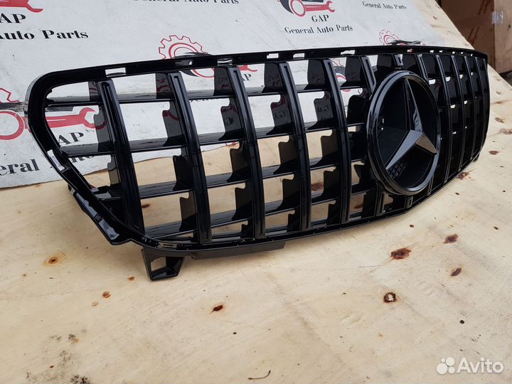 Mercedes W176 A176 решетка радиатора AMG GT черная