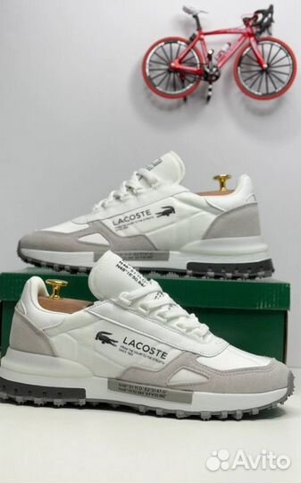 Кроссовки Lacoste стильные