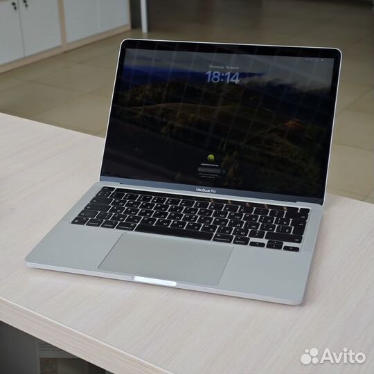 Apple MacBook Pro 13 2020 M1 8/256GB
