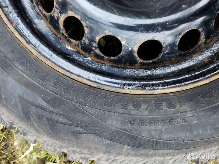 Пара зимних колёс на рено меган