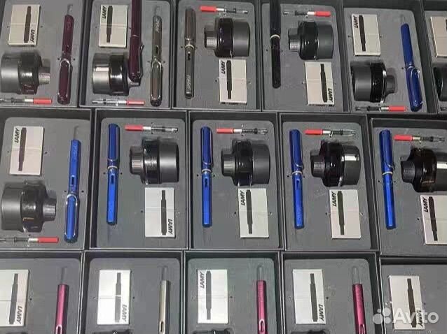 Перьевая ручка lamy