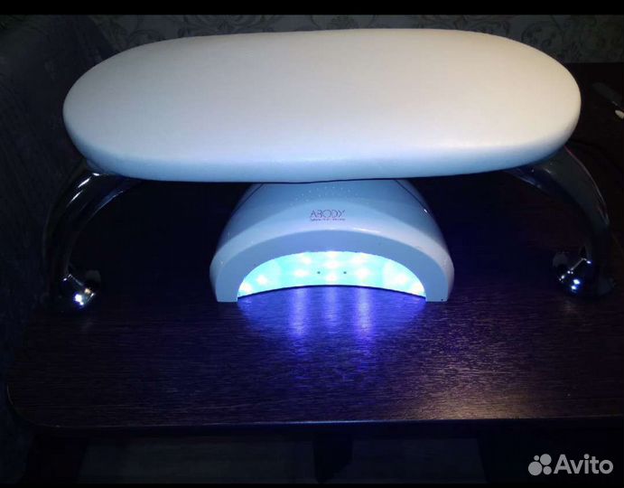 Подставка для маникюра