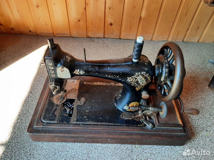 Швейная машинка зингер singer