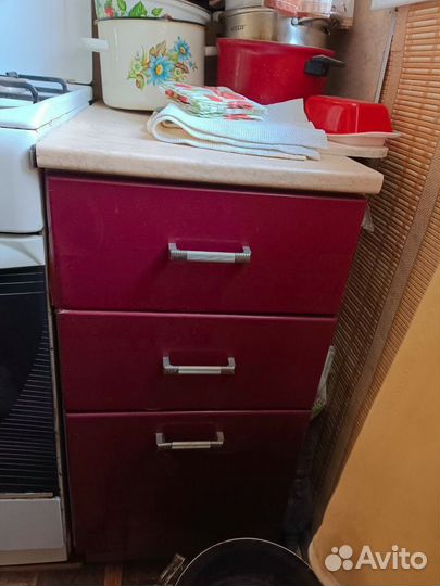 Кухонный гарнитур бу с вытяжкой