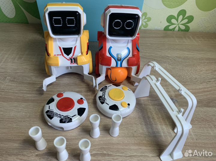 Игровой кикабот