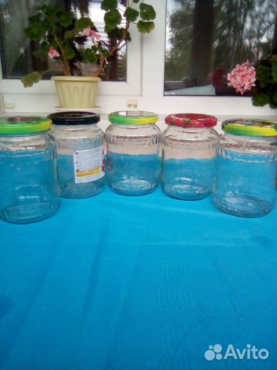 Банки стеклянные 0.7 и 0.5 литра