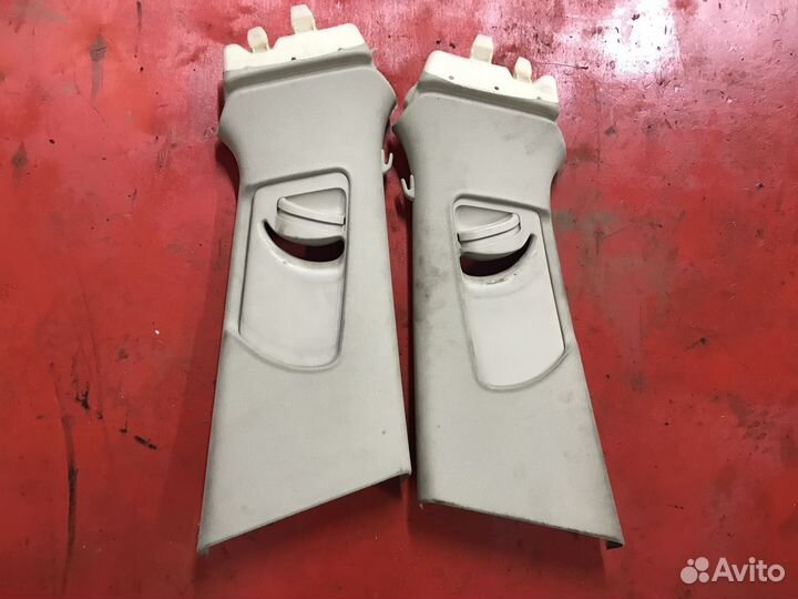 Обшивка стойки кузова верхняя Audi A4 B8