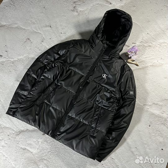 Весенняя куртка Calvin Klein