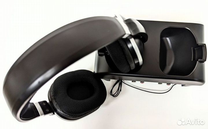 Беспроводные наушники Германия TechniSat NB-6251