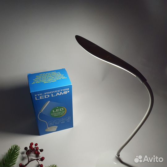 Лампа беспроводная светодиодная / новая