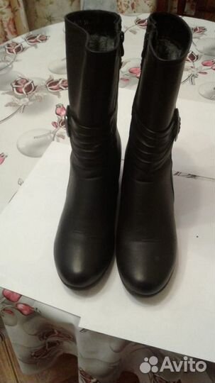 Женские туфли размер 37- 38 и сапоги 39