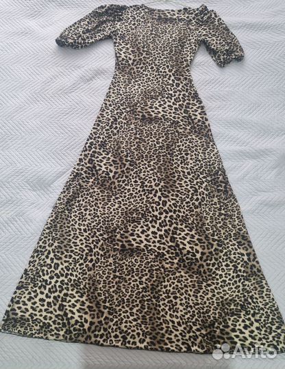 Платье женское 42 44