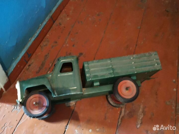 Модель автомобиля