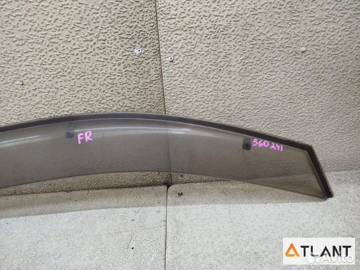 Ветровик передний правый nissan moco