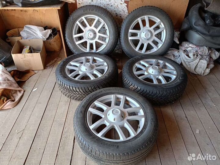 Goodyear UltraGrip SUV+ 245/60 R18