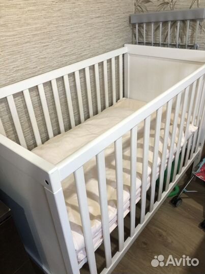 Кроватка детская