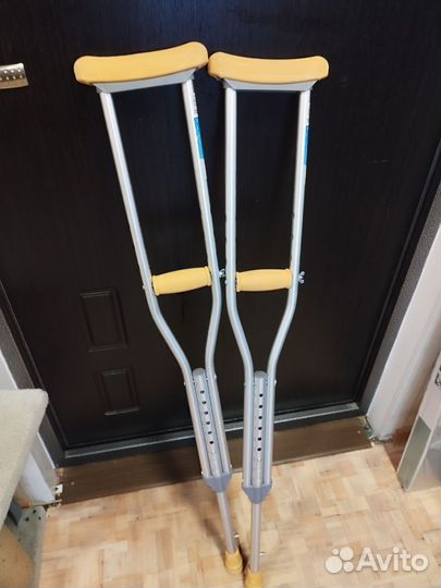 Костыли подмышечные